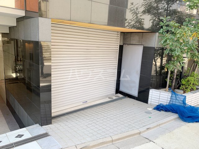 4/5 エントランス