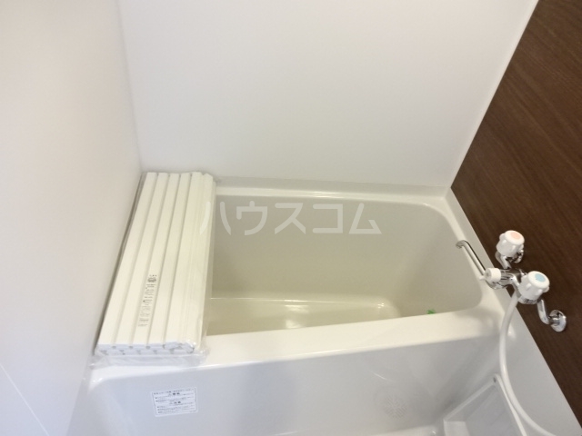 14/25 浴室