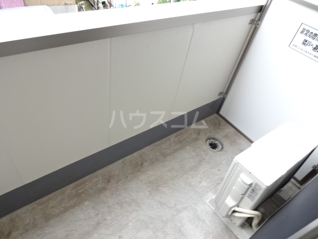 18/23 バルコニー