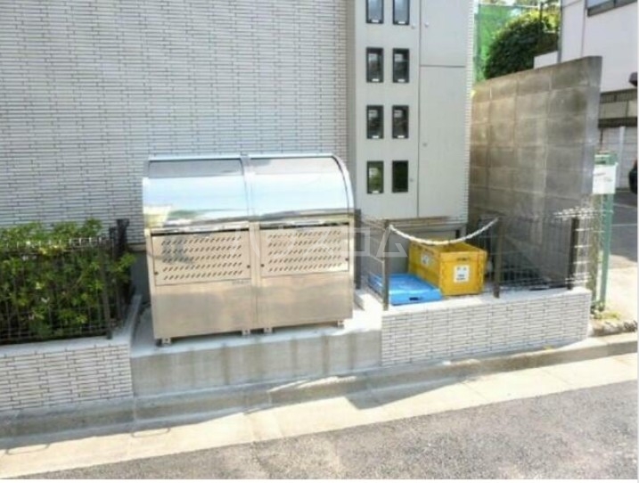 10/10 エントランス