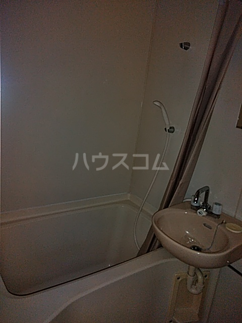 15/30 浴室