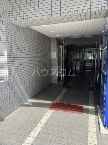 29/30 エントランス