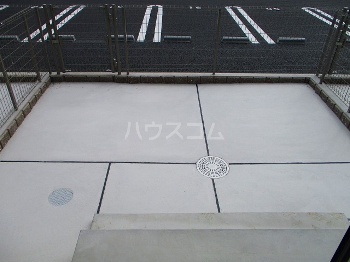 15/17 駐車場