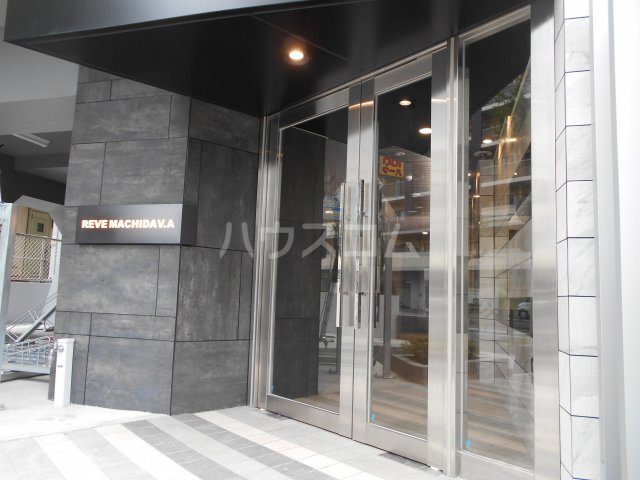 3/5 エントランス