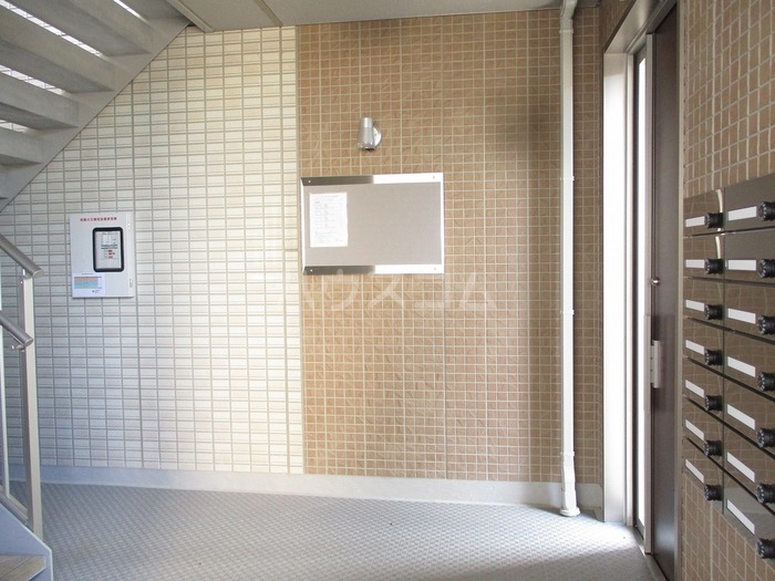 2/3 エントランス