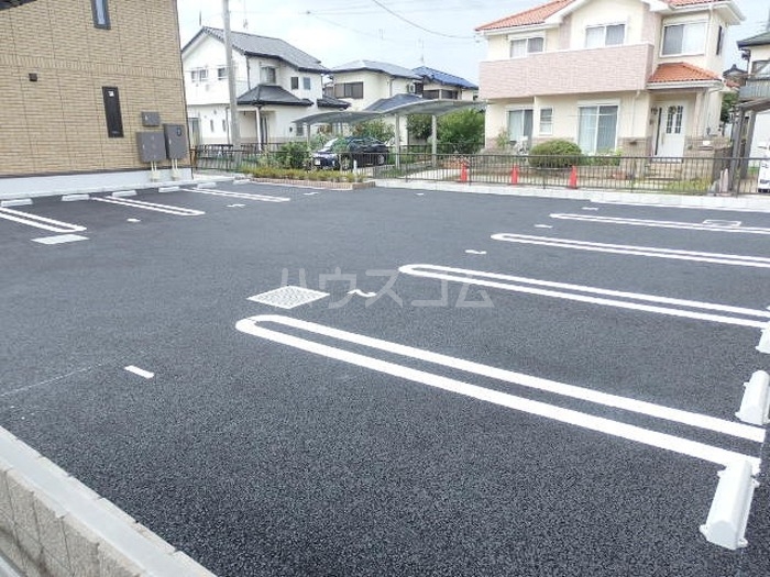 15/16 駐車場