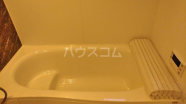 13/30 浴室