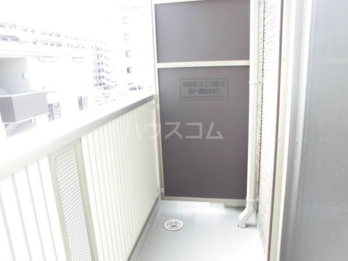 17/23 バルコニー