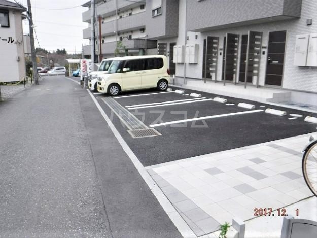 20/21 駐車場