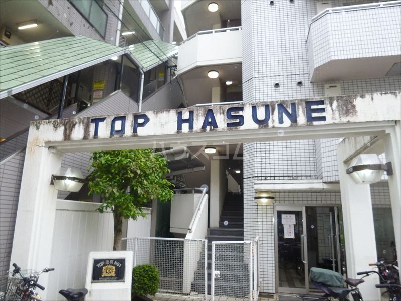 15/16 エントランス
