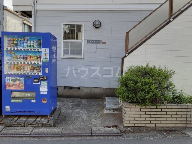 18/23 エントランス
