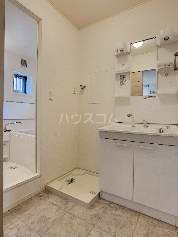 14/28 洗面