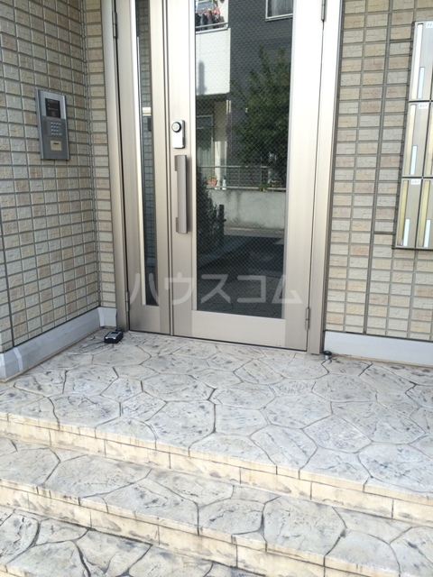 2/10 エントランス