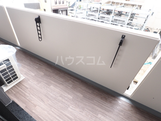 20/30 バルコニー