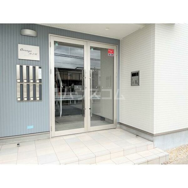 15/25 エントランス