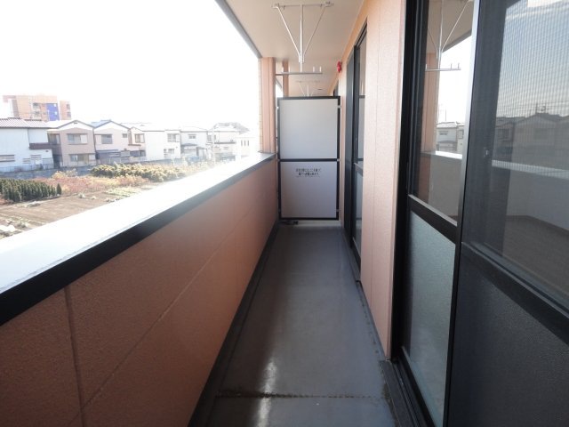 18/30 バルコニー