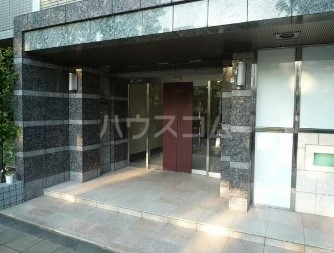 15/18 エントランス