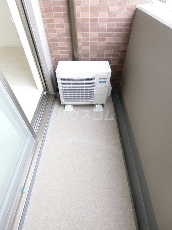 18/26 バルコニー