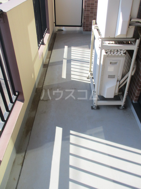 13/27 バルコニー