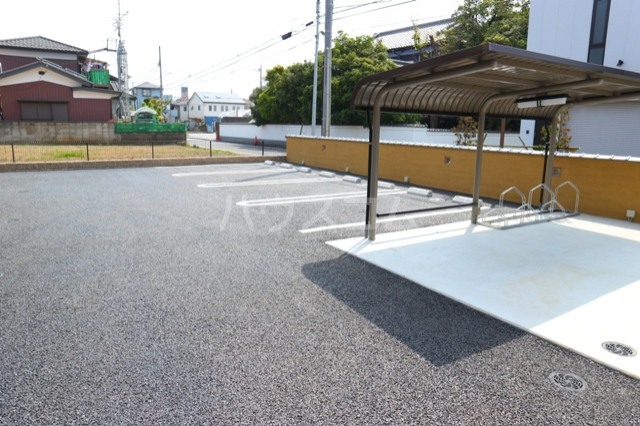 19/28 駐車場