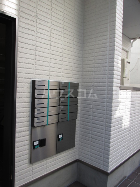 20/29 エントランス