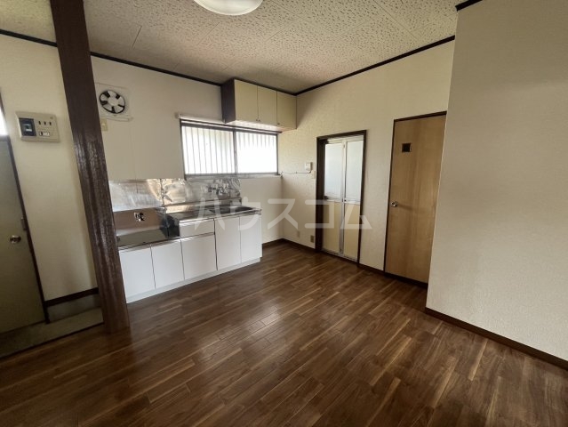 17/30 キッチン