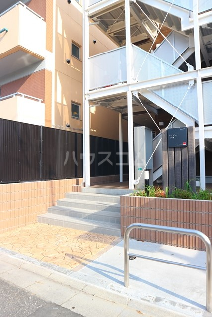 2/10 エントランス