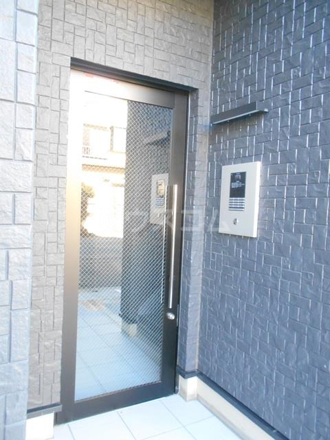 29/30 エントランス