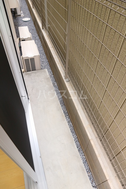 16/22 バルコニー