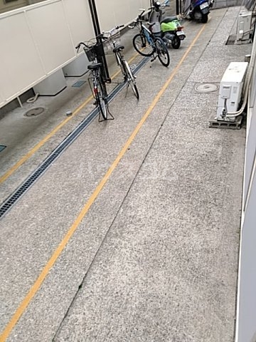 2/6 駐車場