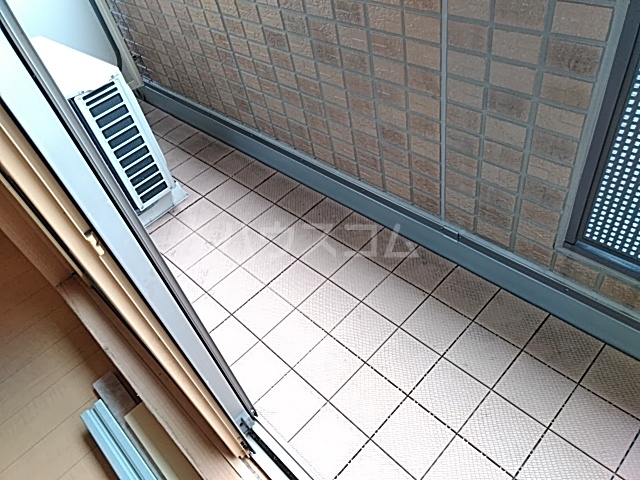 21/30 バルコニー