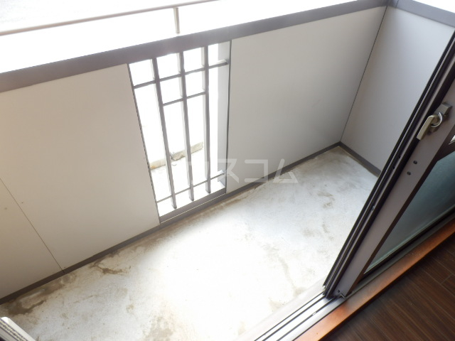 19/30 バルコニー