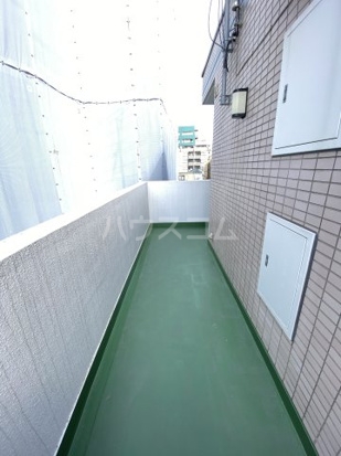 20/30 バルコニー