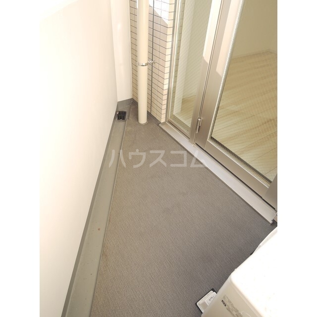 17/27 バルコニー