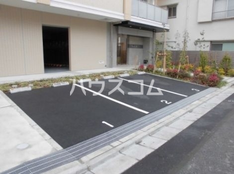 14/15 駐車場