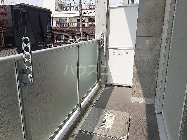 18/30 バルコニー