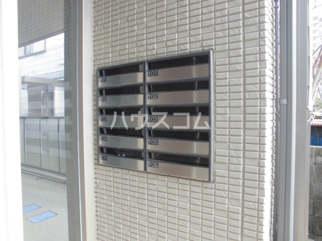 16/18 エントランス