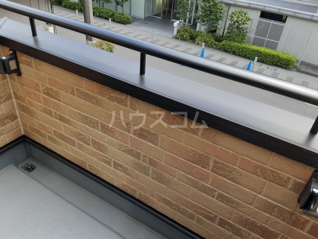 20/30 バルコニー