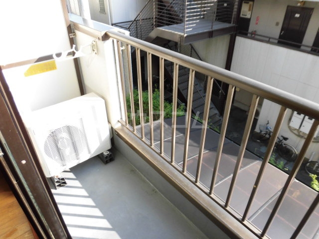 13/30 バルコニー