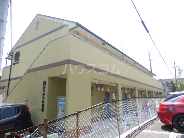 27/30 エントランス