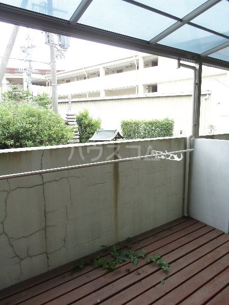 23/30 バルコニー