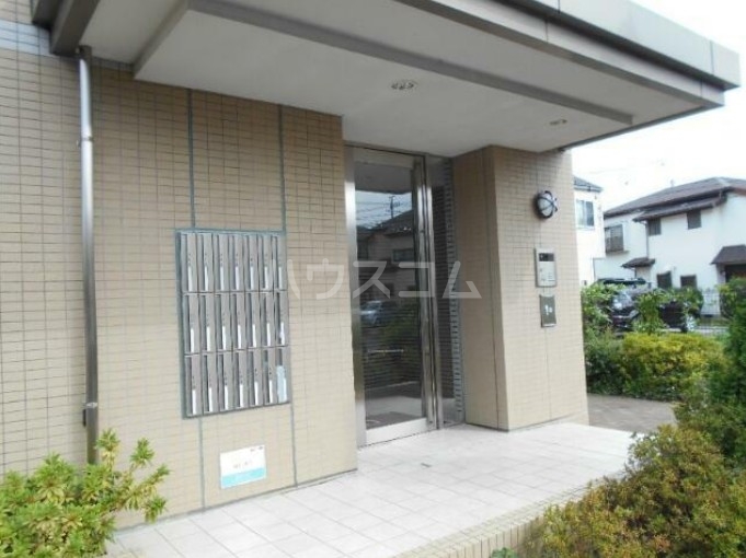 2/4 エントランス