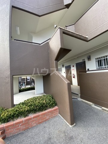 3/8 エントランス