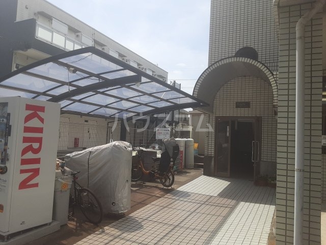 15/25 エントランス