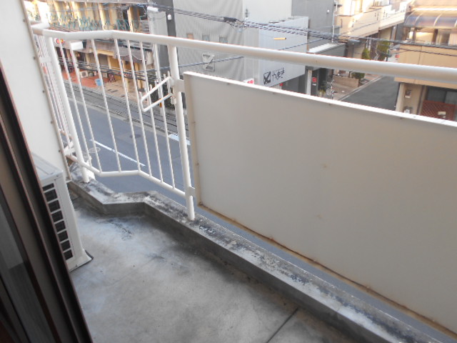 13/25 バルコニー