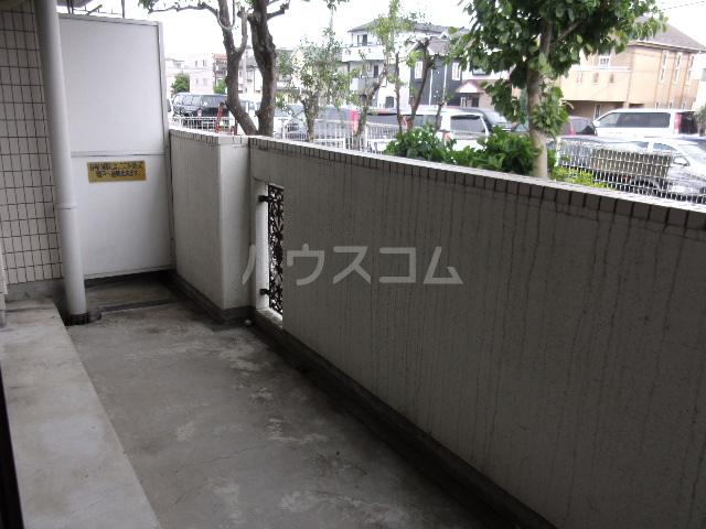 17/27 バルコニー