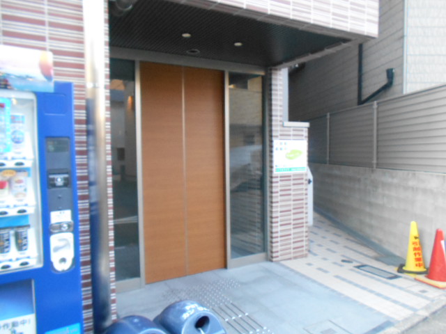 20/28 エントランス