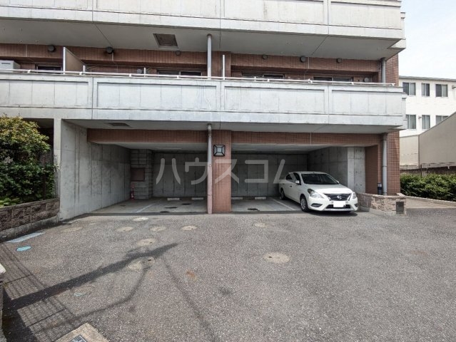 3/4 駐車場
