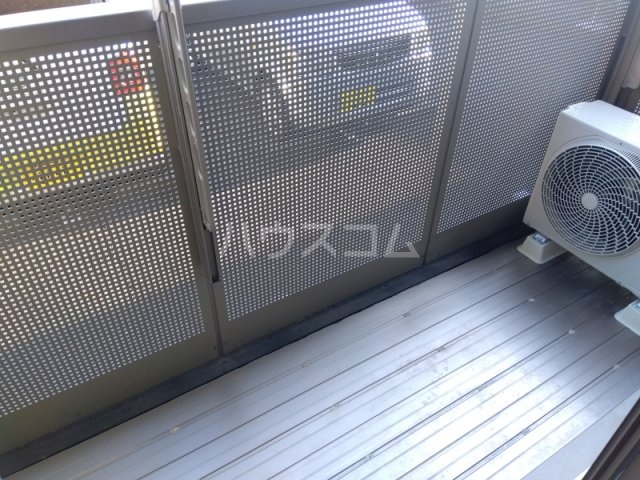 16/18 バルコニー