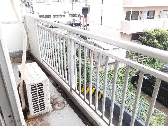 20/27 バルコニー